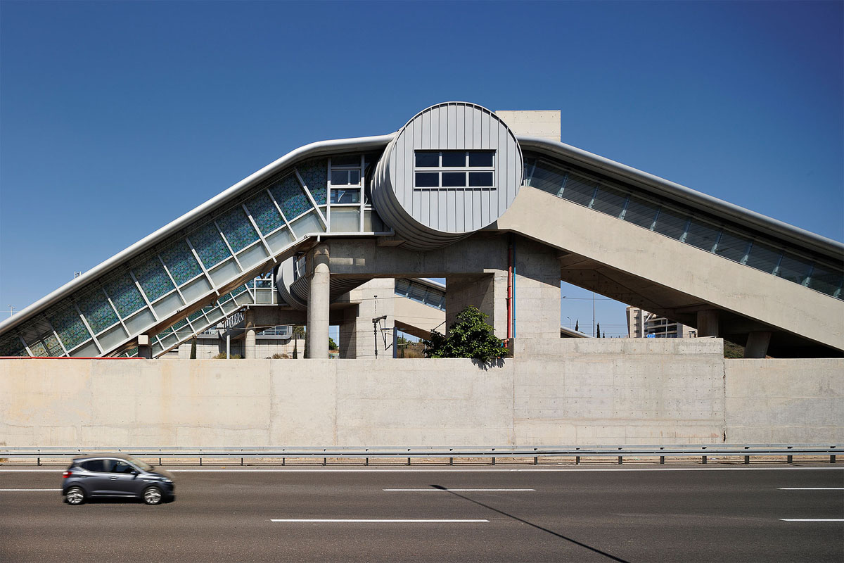 צילום ארכיטקטורה של תחנת רכבת